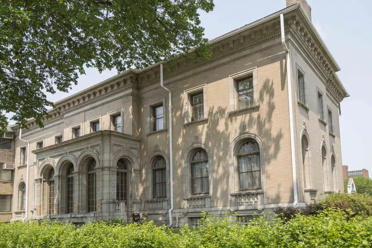 2118 NUWAY Counseling Center - Hero Image