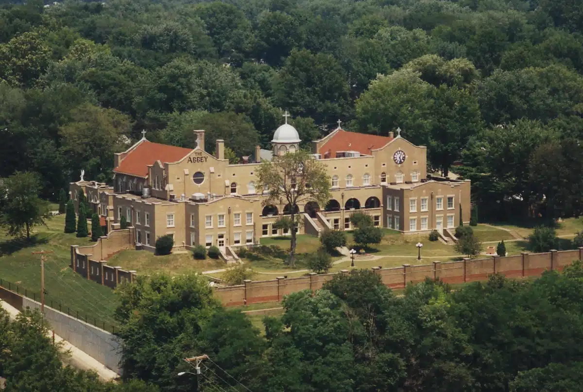 Abbey LLC - Hero Image