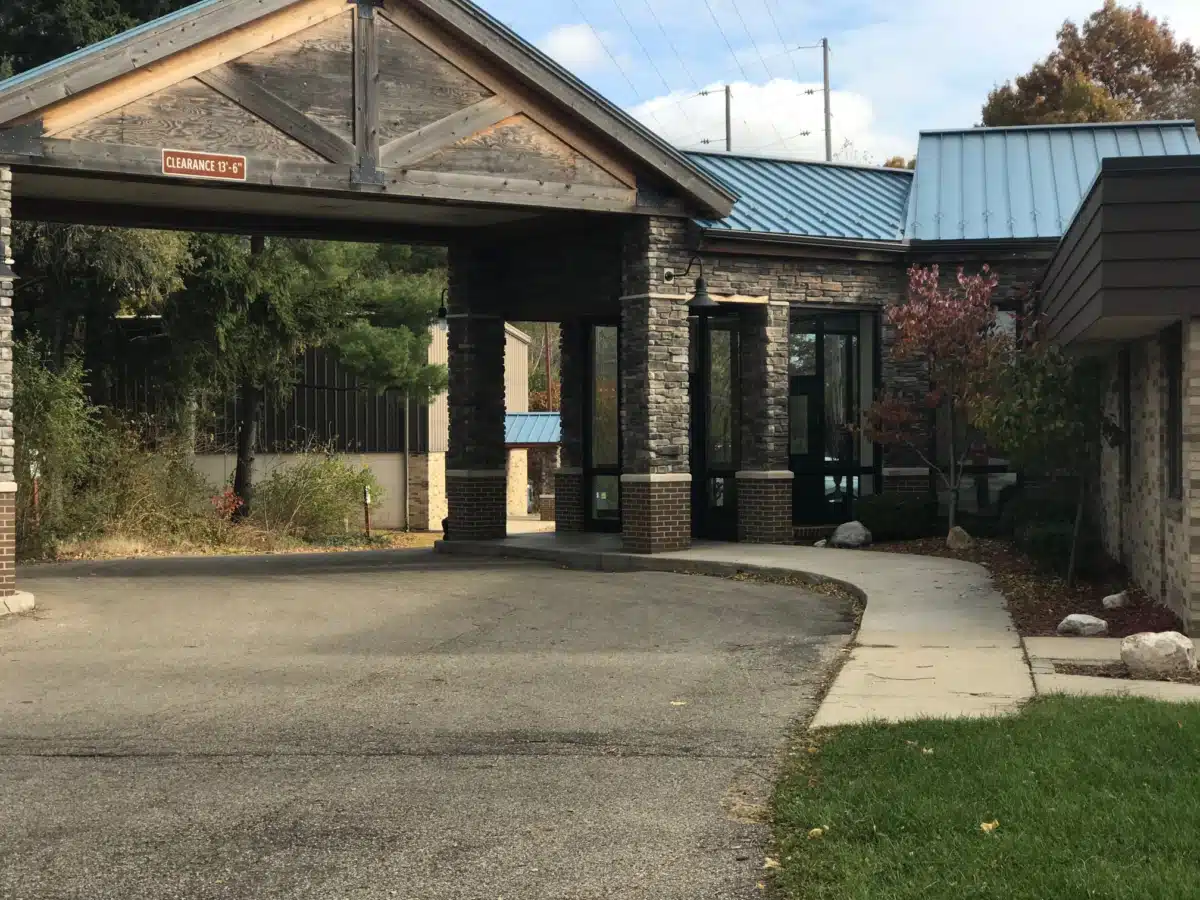 Elizabeth Upjohn Comm Healing Center - Hero Image