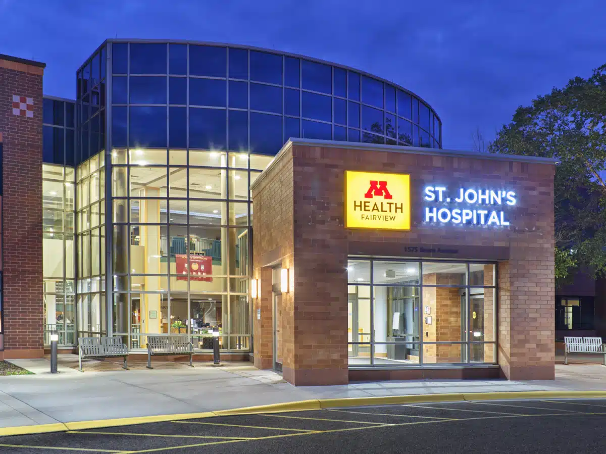 Fairview Saint Johns Hospital - Hero Image