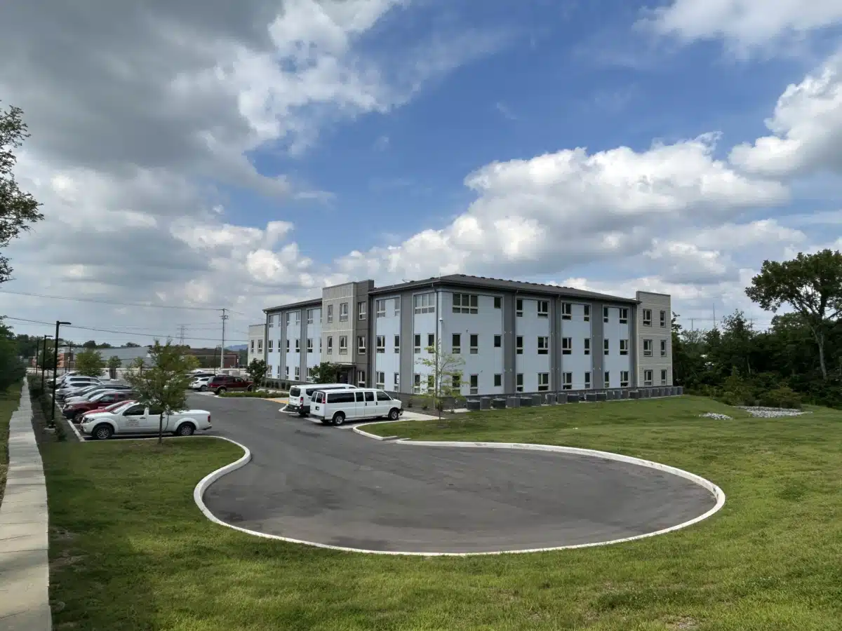 Renewal House Inc - Hero Image