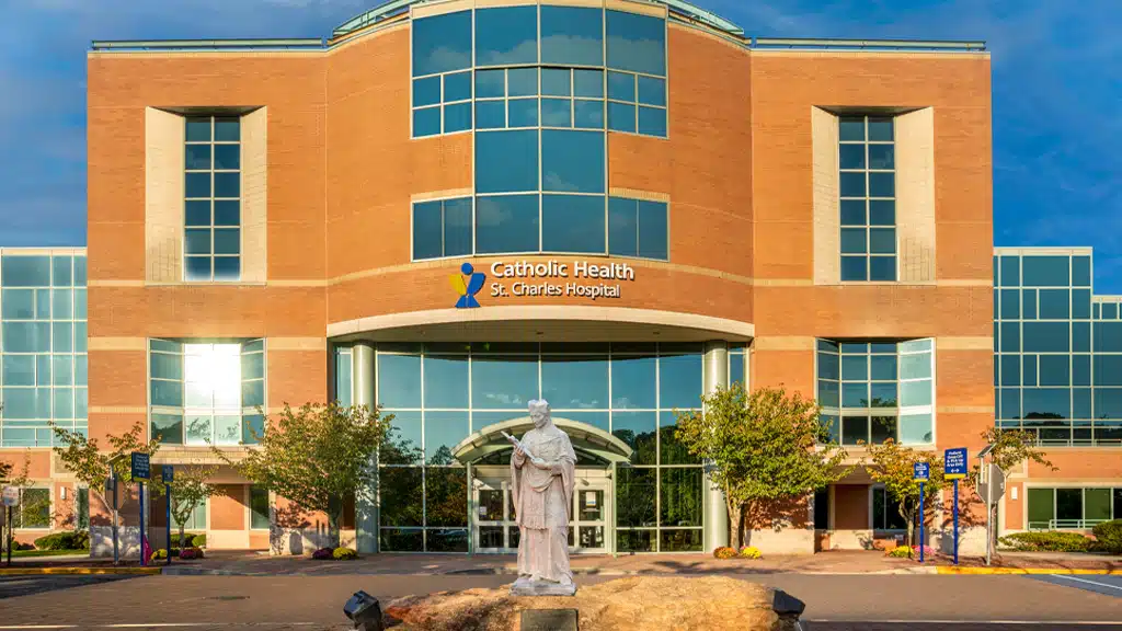 Saint Charles Hospital - Hero Image