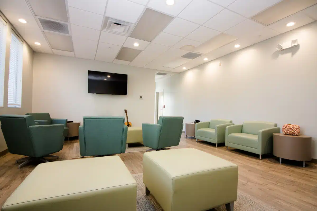 Tides Edge Recovery Services - Hero Image